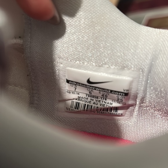 Nike KD 7 'Aunt Pearl - Picture 5 of 5